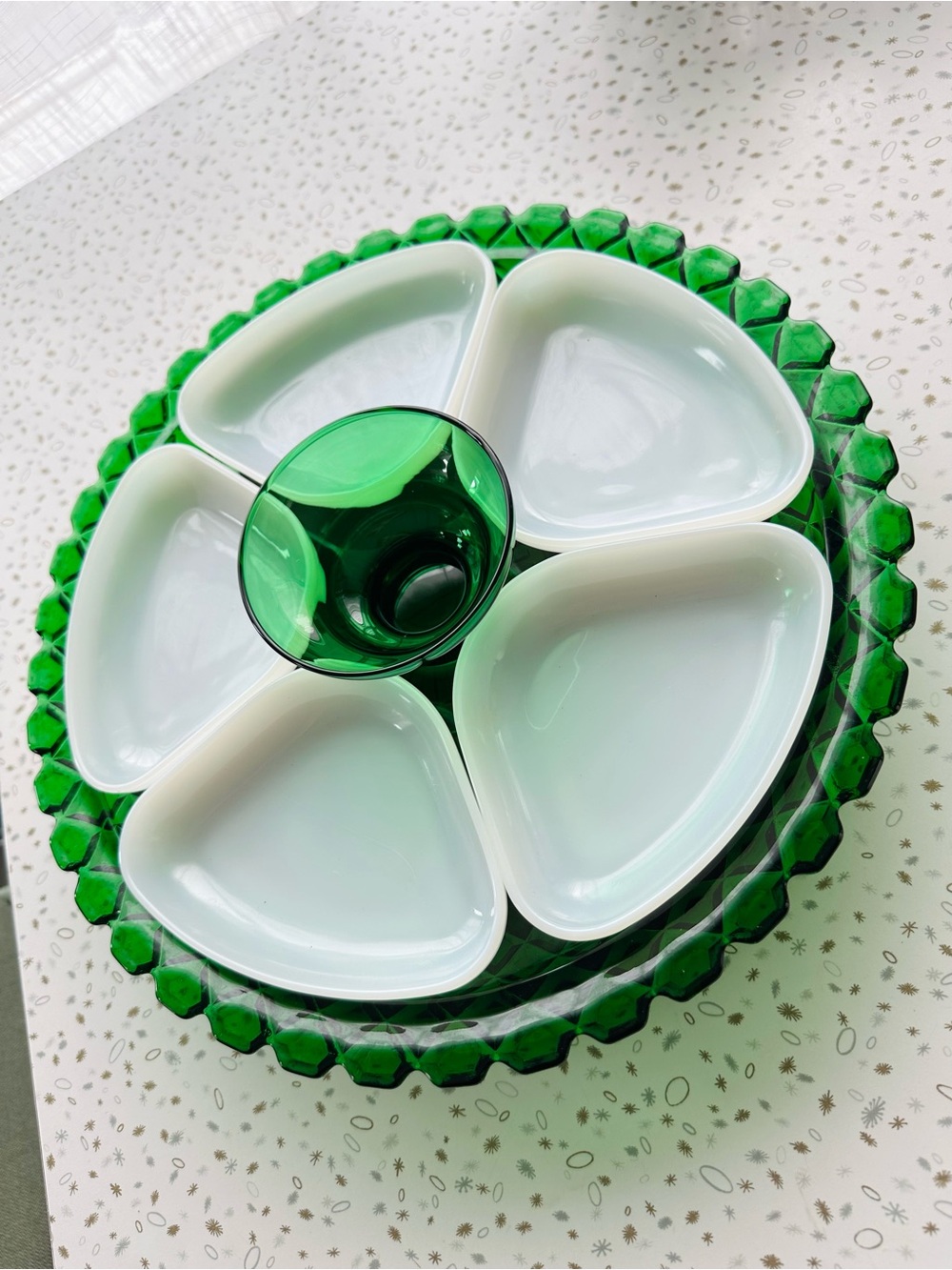 Vintage Anchor Hocking Emerald Green and Milk Glass Relish Set